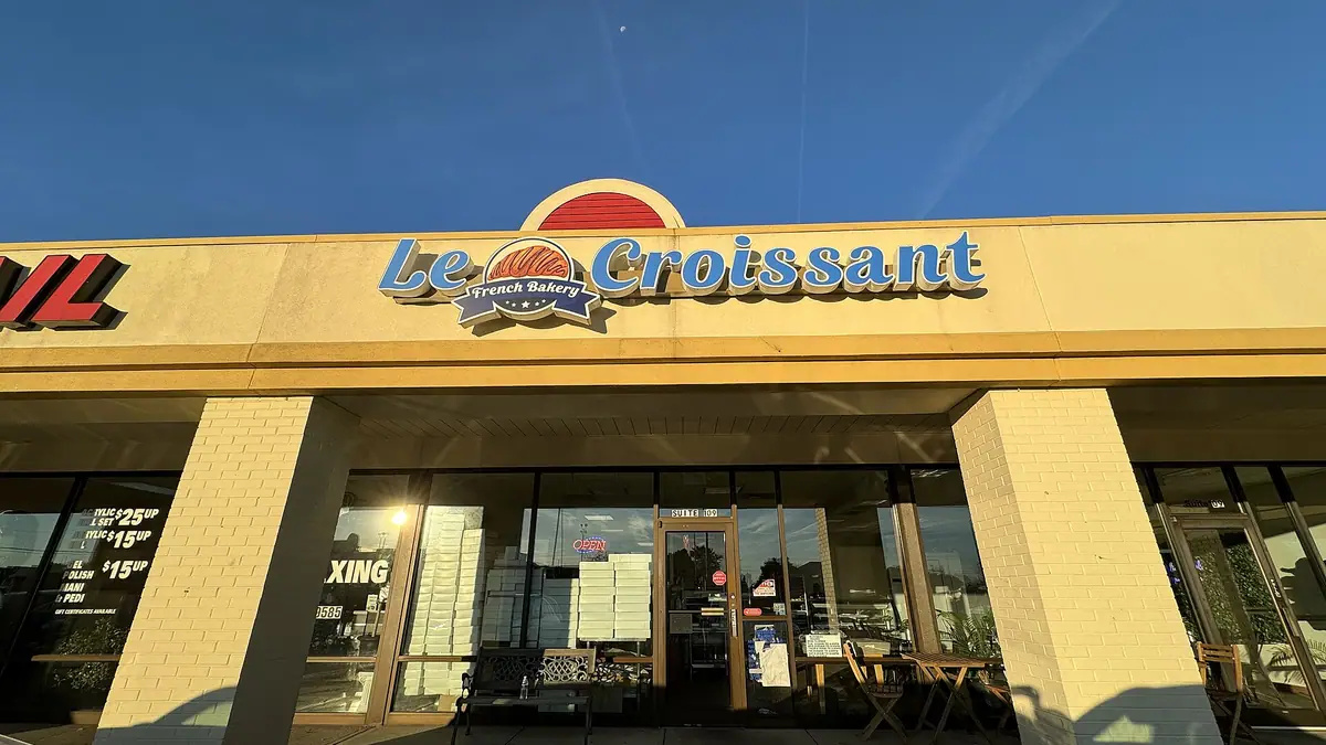 Patisserie Romana 2 – patisserie in Preston, London